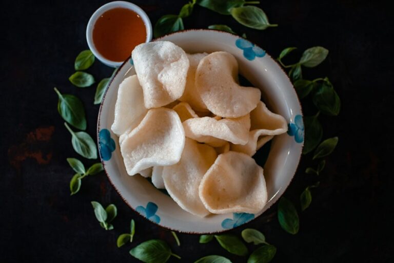 Chips din Creveți Wok House Specialities Wok House logo Wok House Tg. Mureș Autentic Thai Contact Wok House Tg. Mureș restaurant tg mures targu mures livrare mancare restaurant thai restaurant autentic thai kitchen mancare thai livrare mures mancare mures thai mures taste of thailand thai food mures livrare rapida meniu thai