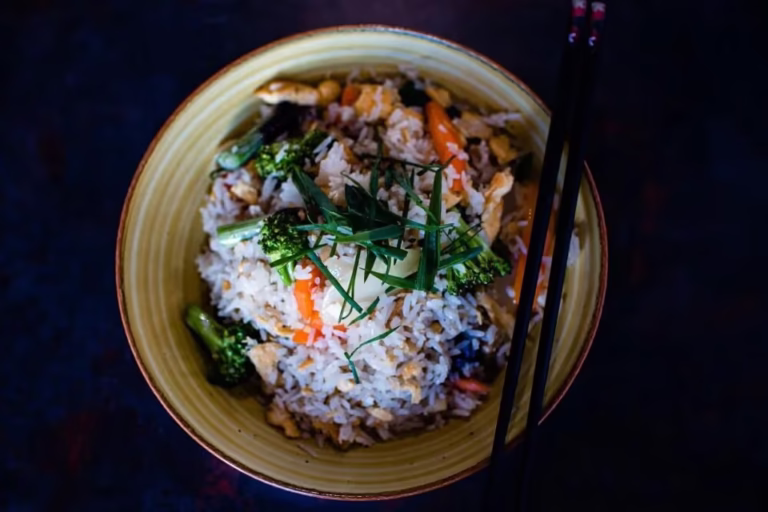 Fried Rice Chilli Fried Rice Wok House Specialities Wok House logo Wok House Tg. Mureș Autentic Thai Contact Wok House Tg. Mureș restaurant tg mures targu mures livrare mancare restaurant thai restaurant autentic thai kitchen mancare thai livrare mures mancare mures thai mures taste of thailand thai food mures livrare rapida meniu thai
