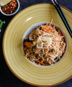Pad Thai with Chicken Wok House logo Wok House Tg. Mureș Autentic Thai Contact Wok House Tg. Mureș restaurant tg mures targu mures livrare mancare restaurant thai restaurant autentic thai kitchen mancare thai livrare mures mancare mures thai mures taste of thailand thai food mures livrare rapida meniu thai
