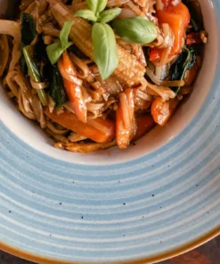 Vegan Drunken Noodles Wok House Specialities Wok House logo Wok House Tg. Mureș Autentic Thai Contact Wok House Tg. Mureș restaurant tg mures targu mures livrare mancare restaurant thai restaurant autentic thai kitchen mancare thai livrare mures mancare mures thai mures taste of thailand thai food mures livrare rapida meniu thai