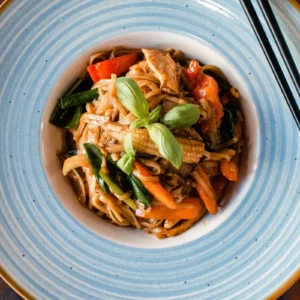 Vegan Drunken Noodles Wok House Specialities Wok House logo Wok House Tg. Mureș Autentic Thai Contact Wok House Tg. Mureș restaurant tg mures targu mures livrare mancare restaurant thai restaurant autentic thai kitchen mancare thai livrare mures mancare mures thai mures taste of thailand thai food mures livrare rapida meniu thai
