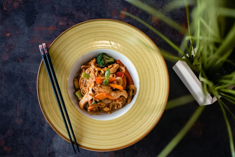 Chilli Oil Noodles Wok House logo Wok House Tg. Mureș Autentic Thai Contact Wok House Tg. Mureș restaurant tg mures targu mures livrare mancare restaurant thai restaurant autentic thai kitchen mancare thai livrare mures mancare mures thai mures taste of thailand thai food mures livrare rapida meniu thai