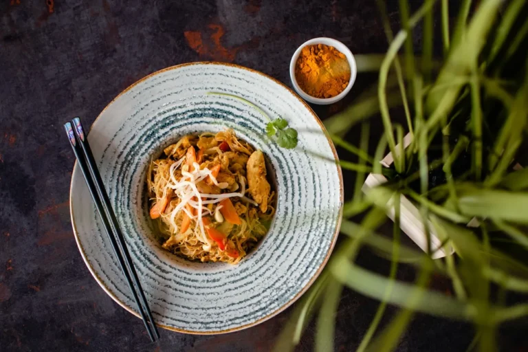 Singapore Noodles Wok House logo Wok House Tg. Mureș Autentic Thai Contact Wok House Tg. Mureș restaurant tg mures targu mures livrare mancare restaurant thai restaurant autentic thai kitchen mancare thai livrare mures mancare mures thai mures taste of thailand thai food mures livrare rapida meniu thai