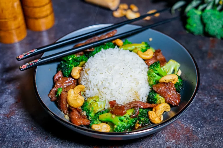 Caju and Broccoli Wok House Tg. Mureș Autentic Thai Contact Wok House Tg. Mureș restaurant tg mures targu mures livrare mancare restaurant thai restaurant autentic thai kitchen mancare thai livrare mures mancare mures thai mures taste of thailand thai food mures livrare rapida meniu thai